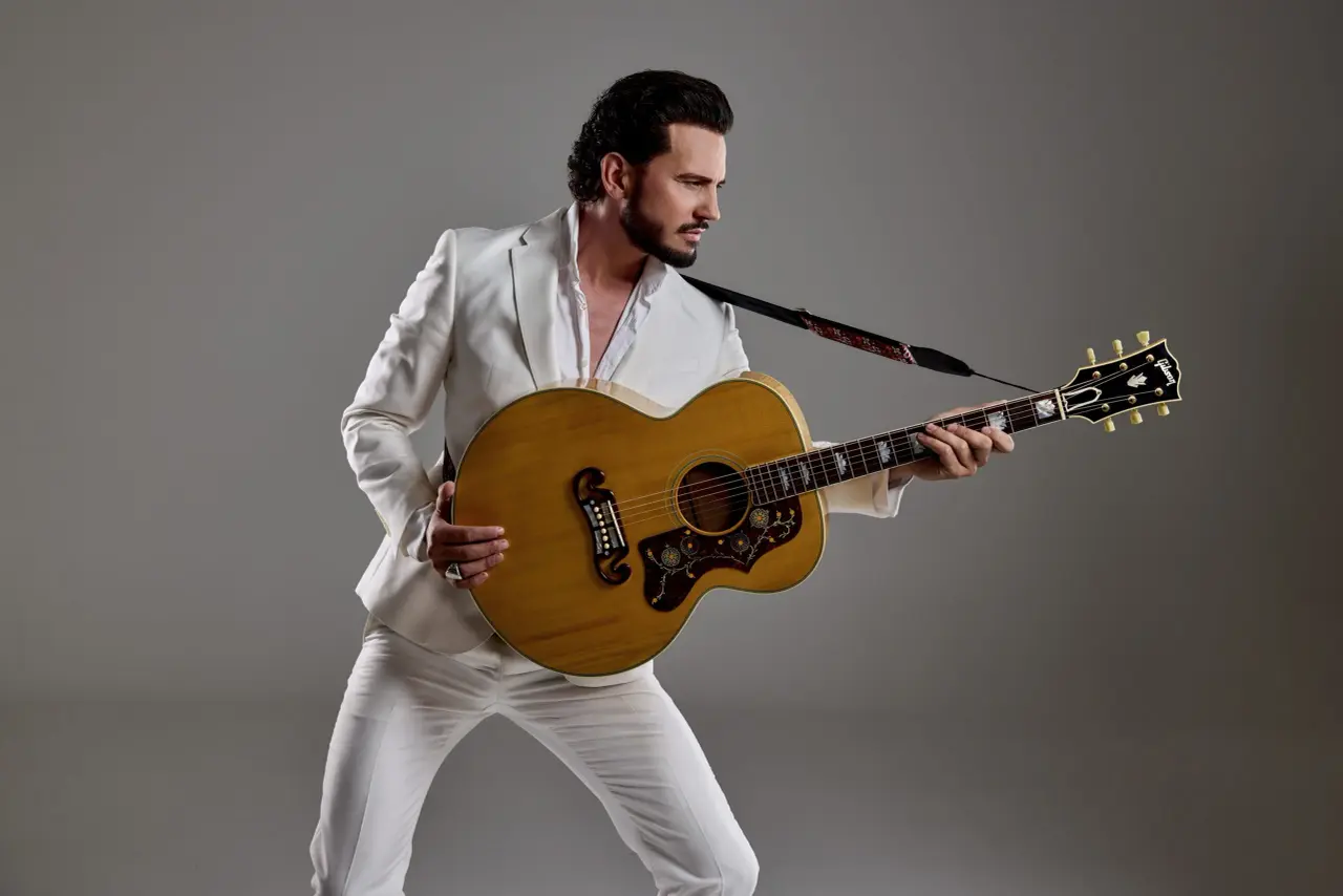 Bouke Rocks Elvis