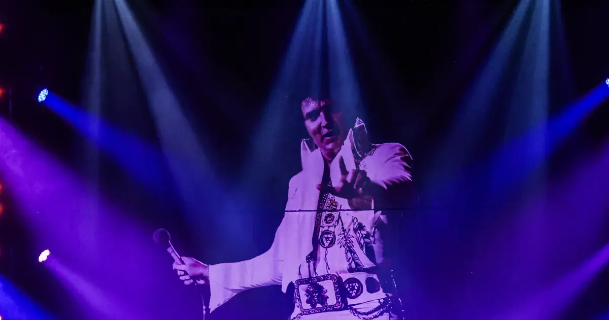Bouke Rocks Elvis — An Unmatched Elvis Tribute