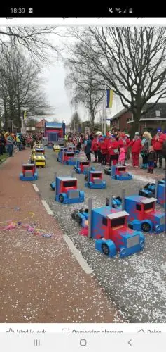 D'n Haozenpotse optocht - Grote Optocht Udenhout