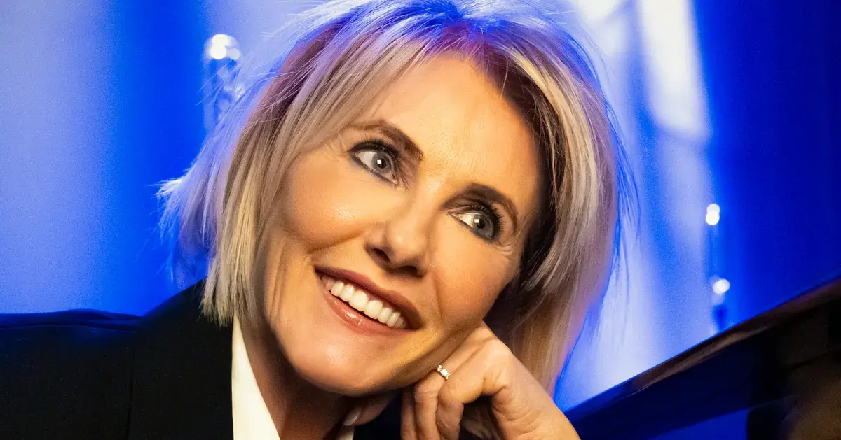 Dana Winner in Hartstroom | an intimate and sincere show
