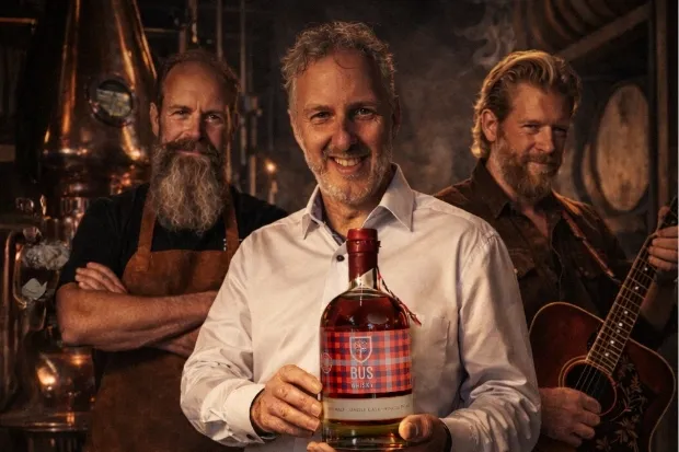 De Bus Whisky theatre show