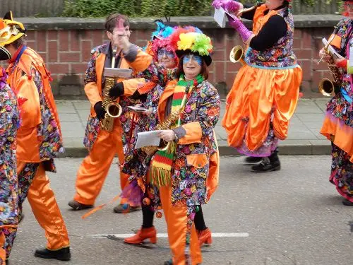 Groëte optocht cv de Gaarekiekere - Grote Optocht Gulpen