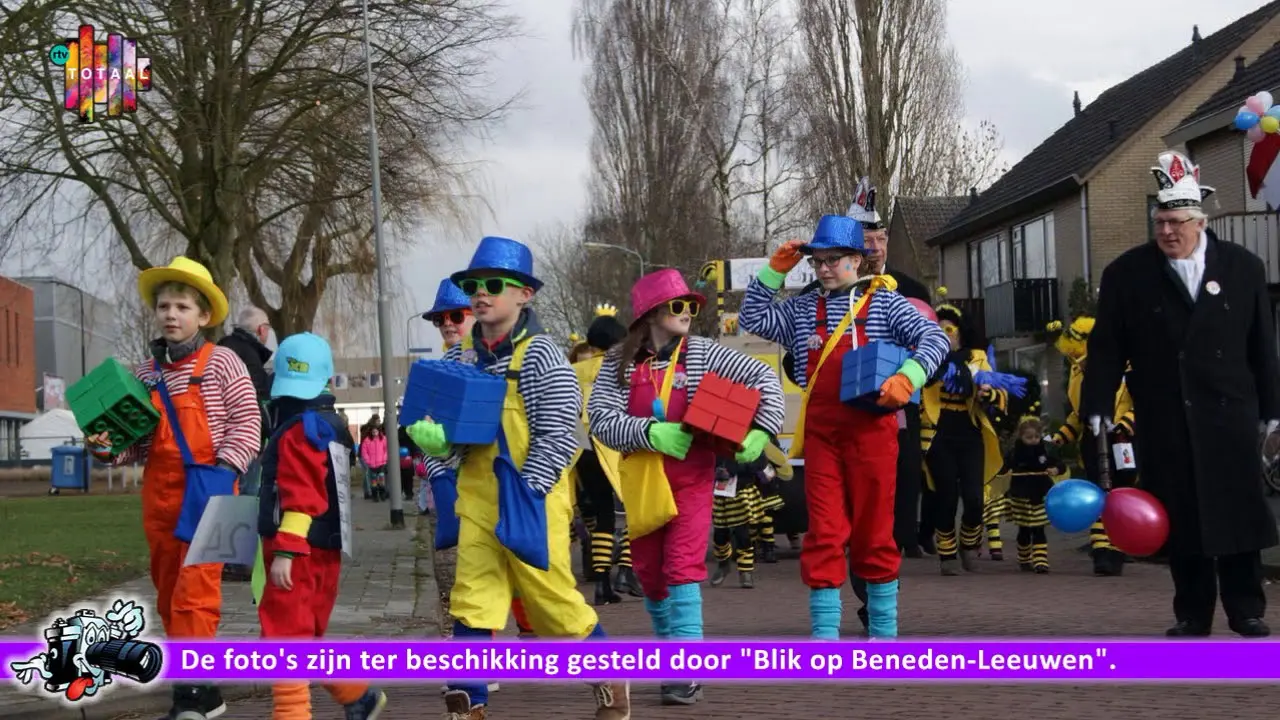 Jeugdreut van Lauwe - Youth Parade Beneden-Leeuwen