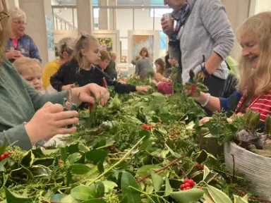 Making Christmas arrangements with Groei en Bloei