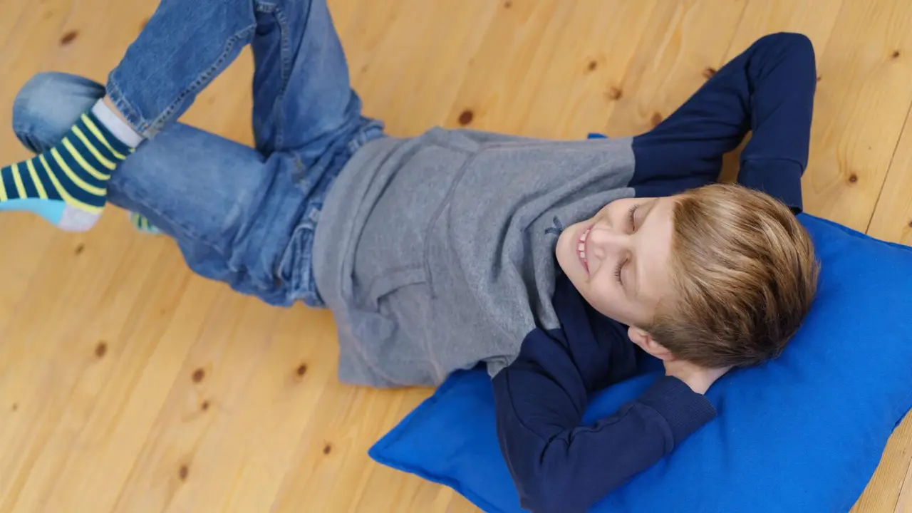 Children's Lying-Down Concert (3-6 years) - Bouwe Bruins