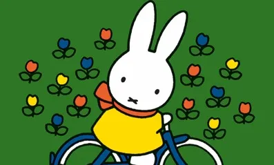 Klein Amsterdam Producties - nijntje op de fiets