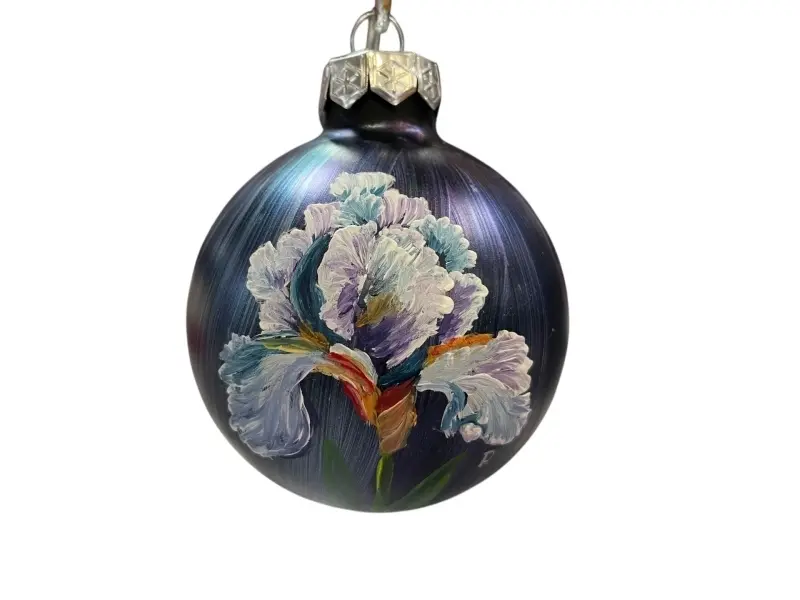 Make your Christmas magical with homemade Christmas baubles!