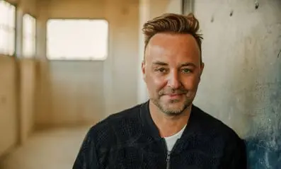 Niels Geusebroek - Because of You