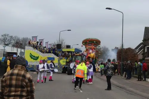 Parade Chaam