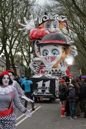 Parade Maoneblusserslaand - Grote Optocht Waspik