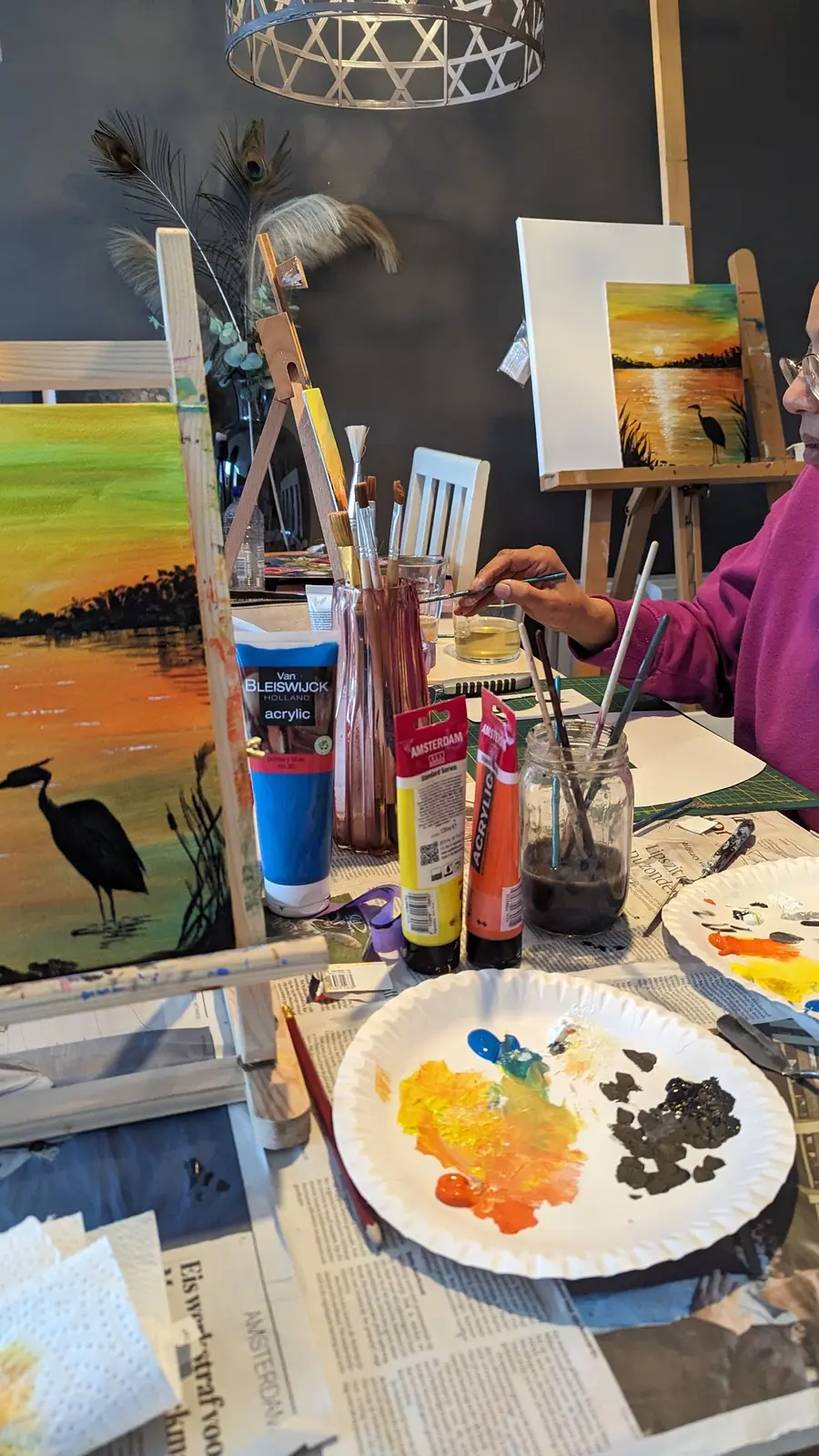 Paint & Sip Workshop, Paint a Heron at PaintCafé