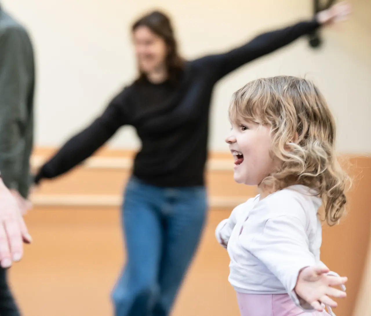 Toddler Dance (2+)