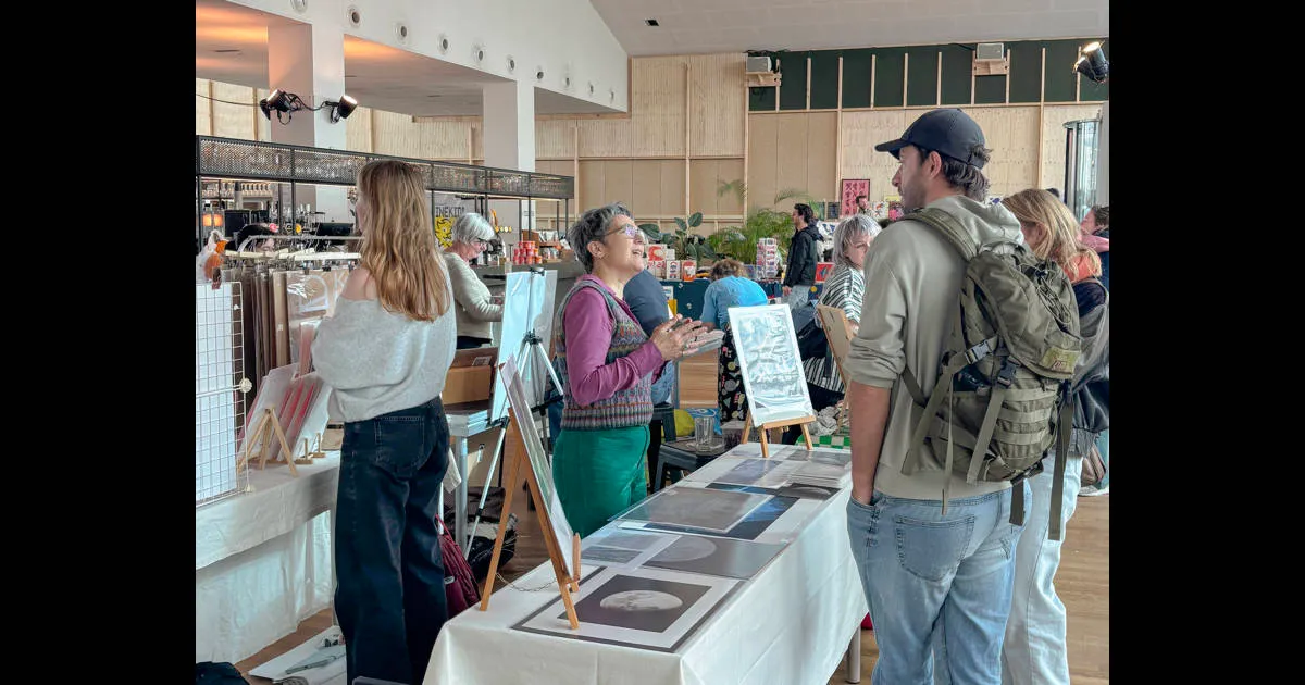 Pop-up print fair
