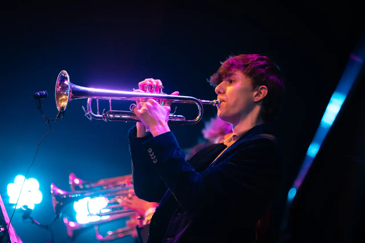 Retteketet, this is how the trumpet sounds! (4+)