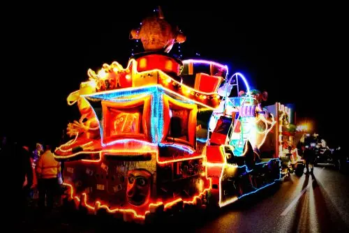 Verlichte optocht Buurse