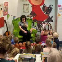 Reading aloud (2+) I Mariënburg