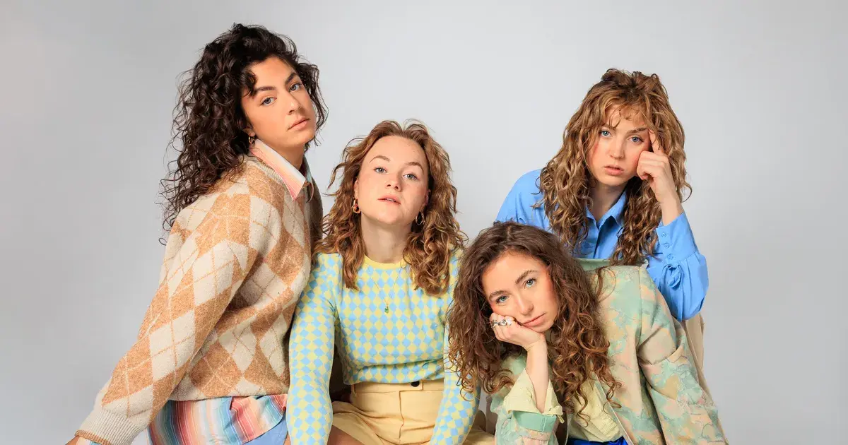 We hebben het gezellig — Musical tragicomedy by De Meute