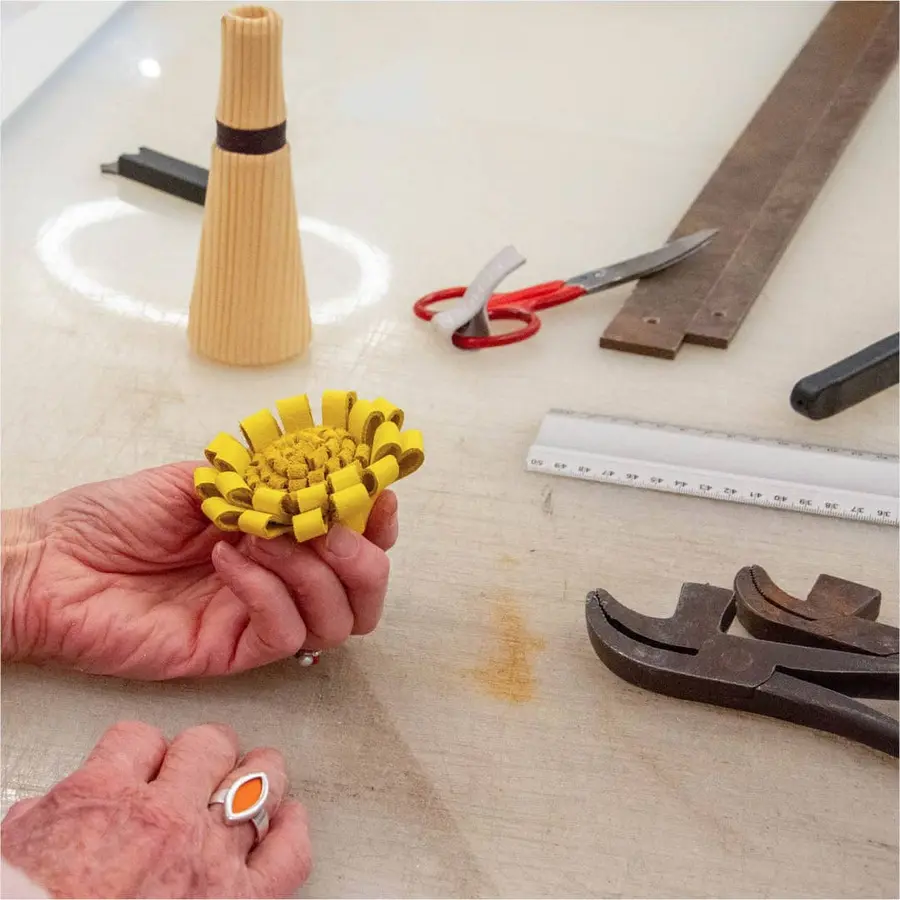 Workshop: Making Flowers from Leather