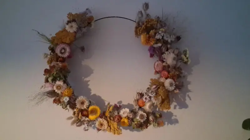 Flower wreath workshop with Rosa