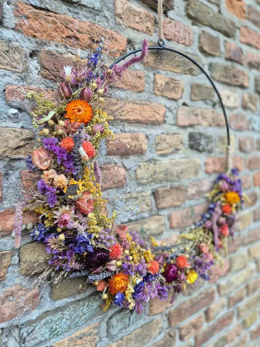 Dried flower wreath workshop