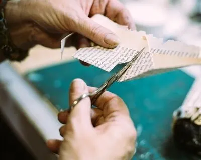 Workshop: Making Poems with Scissors, Glue and Marker