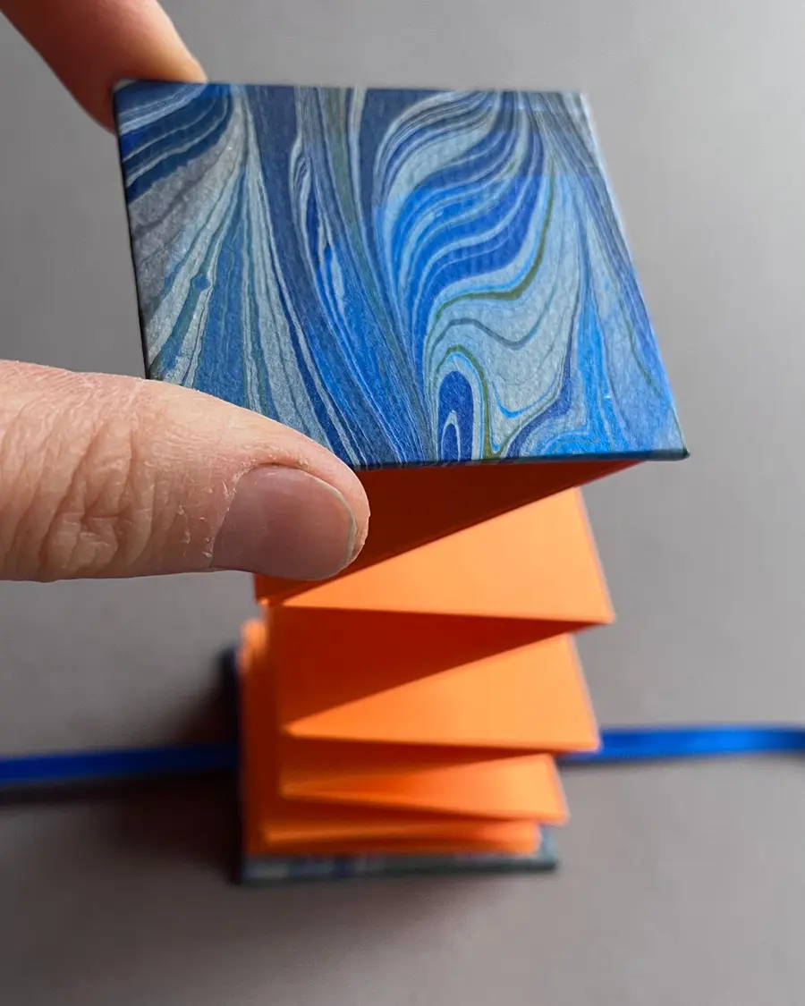 Workshop: making mini concertina booklets