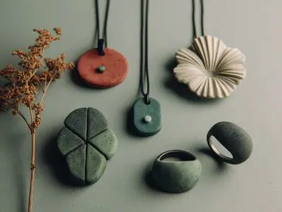 Workshop: Making jewellery from cold porcelain