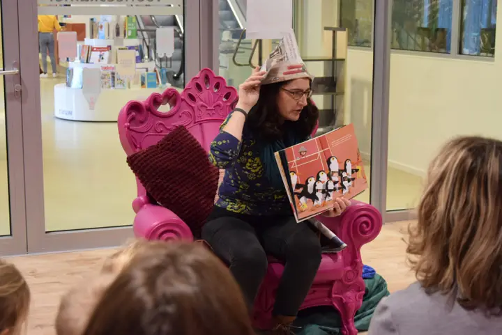 Reading room (Voorleeskamer) in Bibliotheek Veenendaal