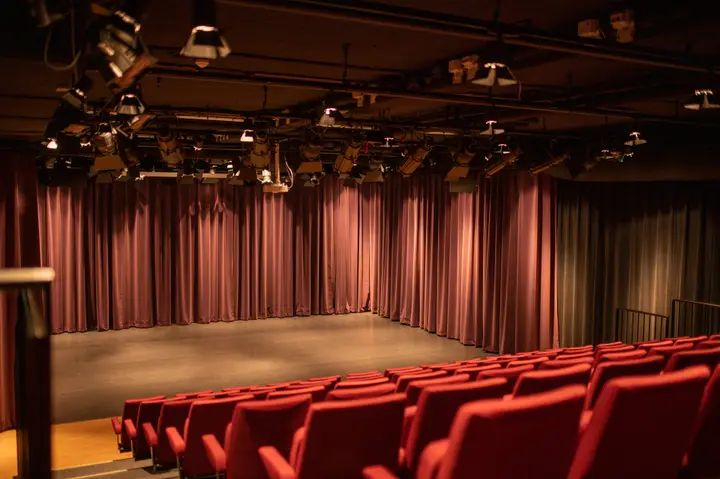 The Toon hall at Cool kunst en cultuur, seen from the tribune.