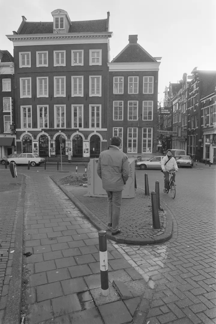 The exterior of De Kleine Komedie on the Amstel in Amsterdam, an archive photograph of the theatre facade.