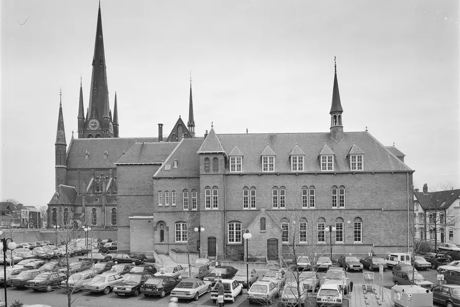The west facade of Het Klooster, the former Franciscan monastery that now houses Woerden's theatre.