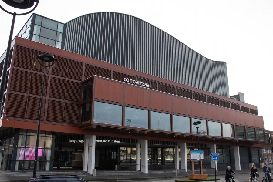 The Concertzaal at Schouwburg Concertzaal Tilburg, the 1996 hall designed by Jo Coenen.