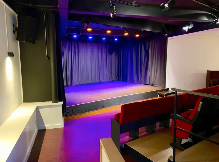 The empty Kleine zaal at Verhalenhuis Haarlem.