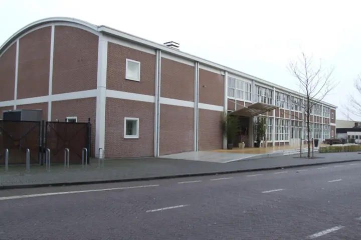 The restored old Verkade factory building of Verkadefabriek on the Boschdijkstraat, seen from the street.